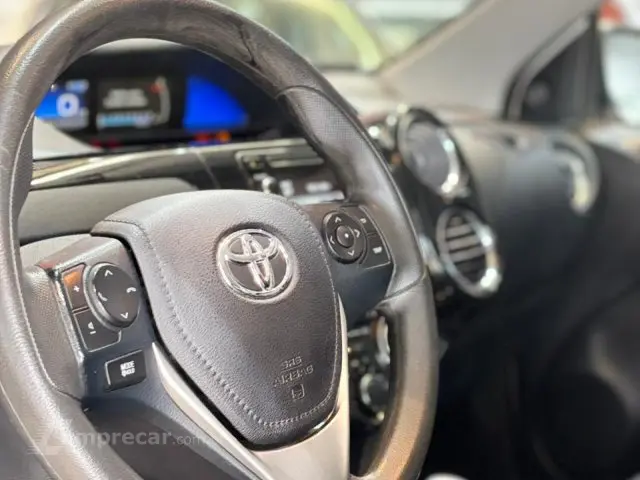 ETIOS SEDAN - 1.5 X PLUS SEDAN 16V 4P AUTOMÁTICO