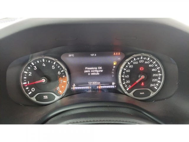 RENEGADE - 1.8 16V LONGITUDE 4P AUTOMÁTICO