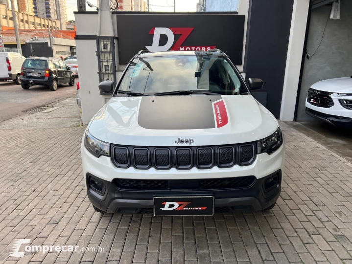 COMPASS 2.0 16V Trailhawk 4X4