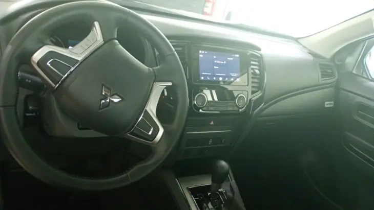 L200 TRITON 2.4 16V Turbo Outdoor GLS CD 4X4