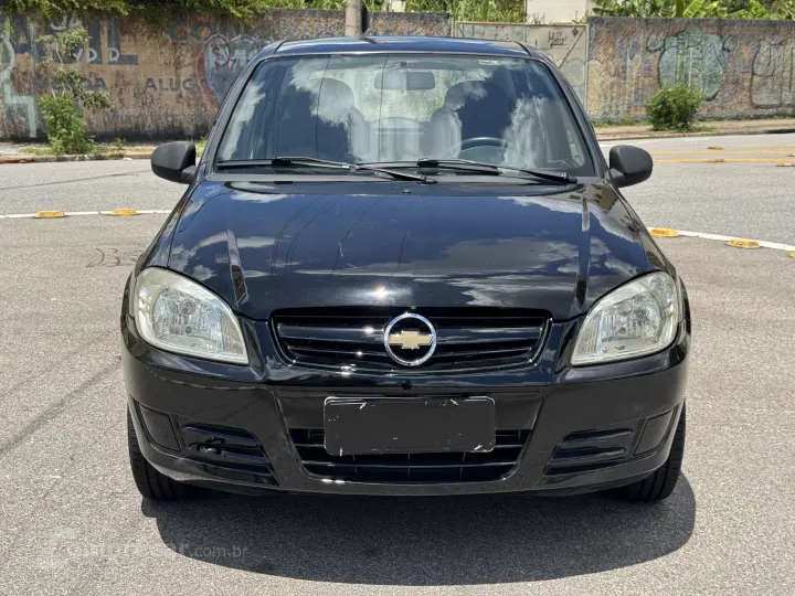 CELTA 1.0 MPFI Life 8V