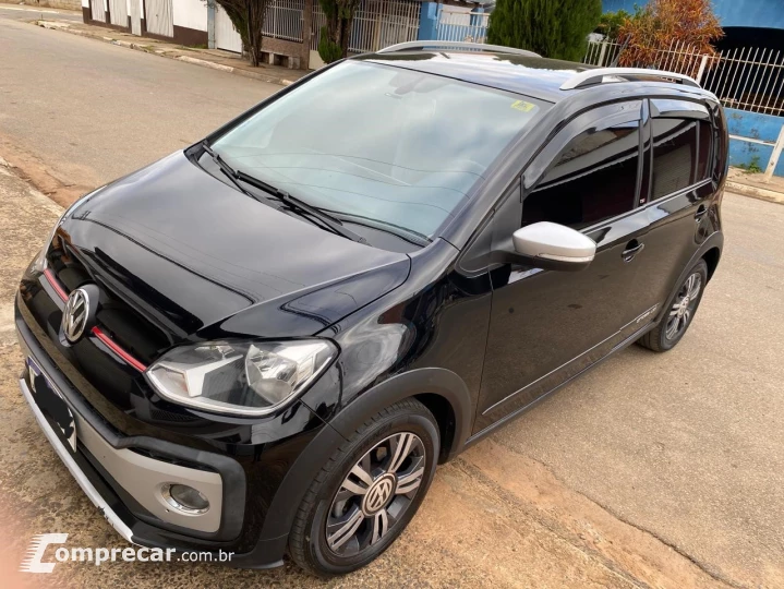 CROSS UP 1.0 TSI 12V