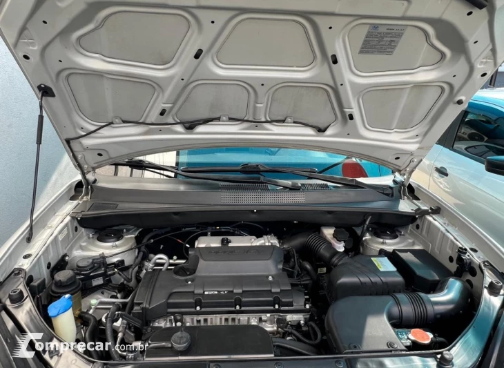 TUCSON 2.0 MPFI GLS 4X2 16V 143cv 2WD