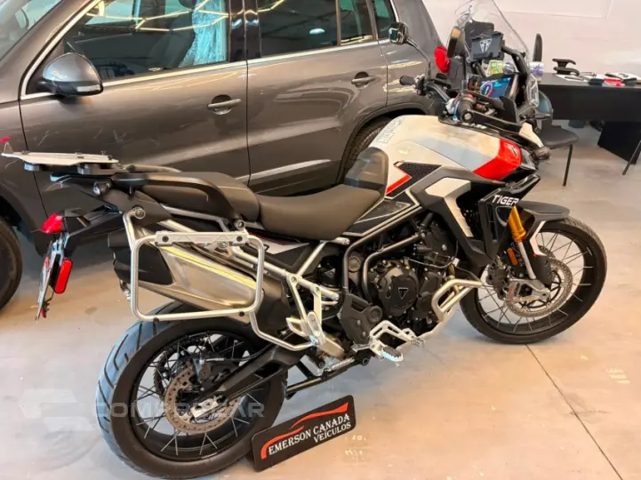 Tiger 900