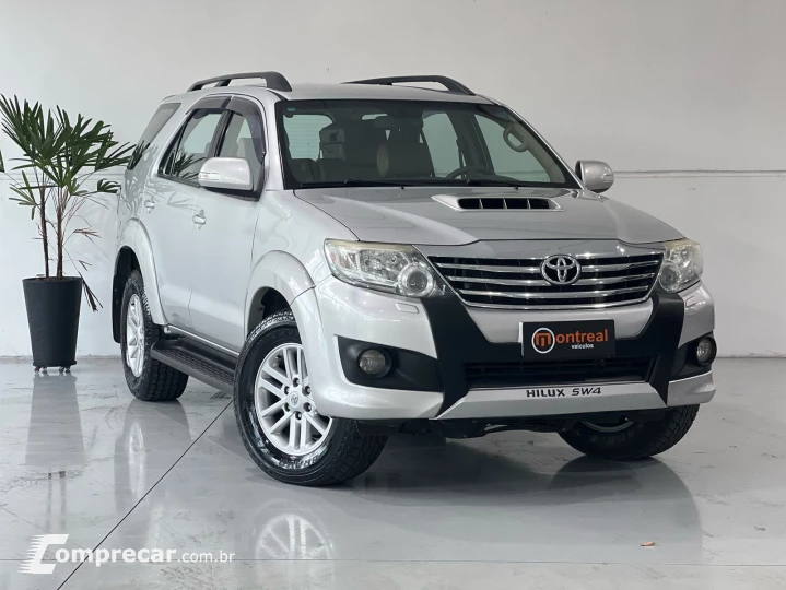 HILUX SW4 3.0 SRV 4X4 7 Lugares 16V Turbo Intercooler