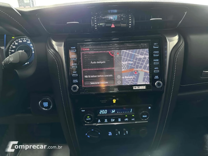 HILUX SW4 2.8 D-4D TURBO DIESEL SRX 7L 4X4 AUTOMÁTICO