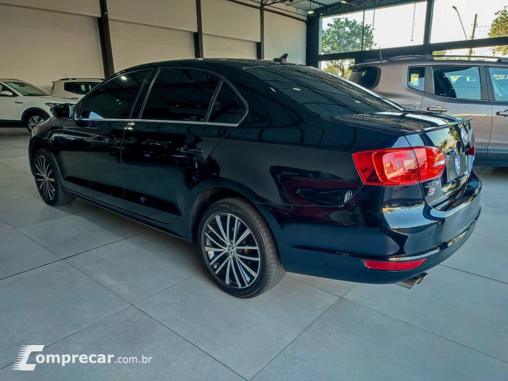 JETTA 2.0 TSI HIGHLINE 200CV GASOLINA 4P TIPTRONIC