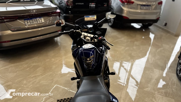 Fazer 600