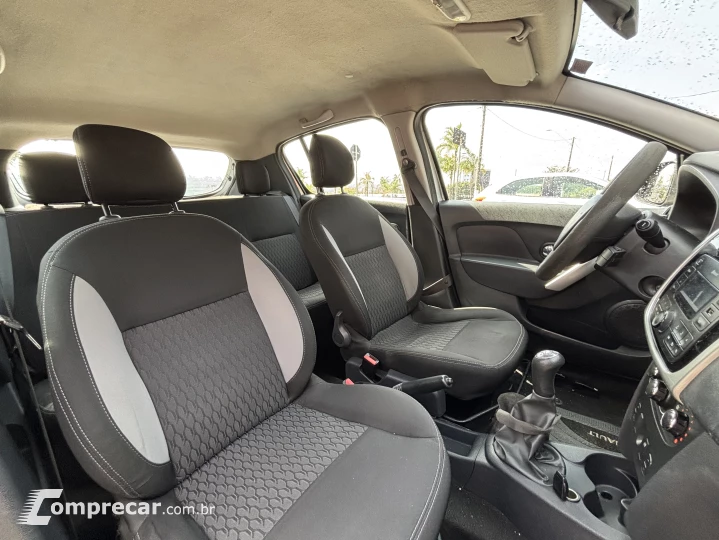 SANDERO 1.6 16V SCE Stepway