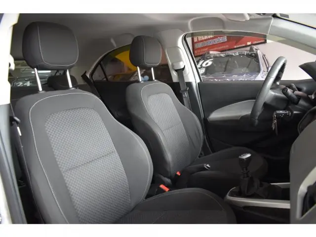 ONIX - 1.0 MPFI LT 8V 4P MANUAL