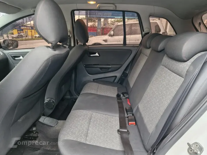 SPACEFOX 1.6 MI TREND 8V FLEX 4P MANUAL