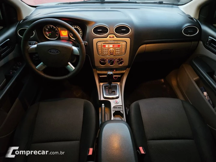 Focus Sedan 2.0 16V/2.0 16V Flex 4p Aut.