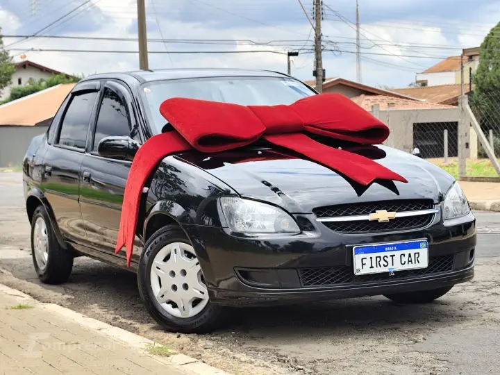 CLASSIC 1.0 MPFI LS 8V FLEX 4P MANUAL