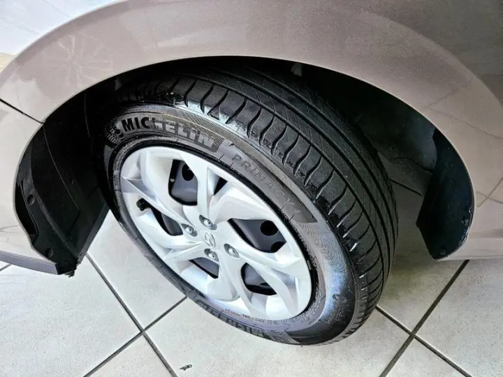 HB20S COMFORT PLUS 1.0 12V FLEX MEC.