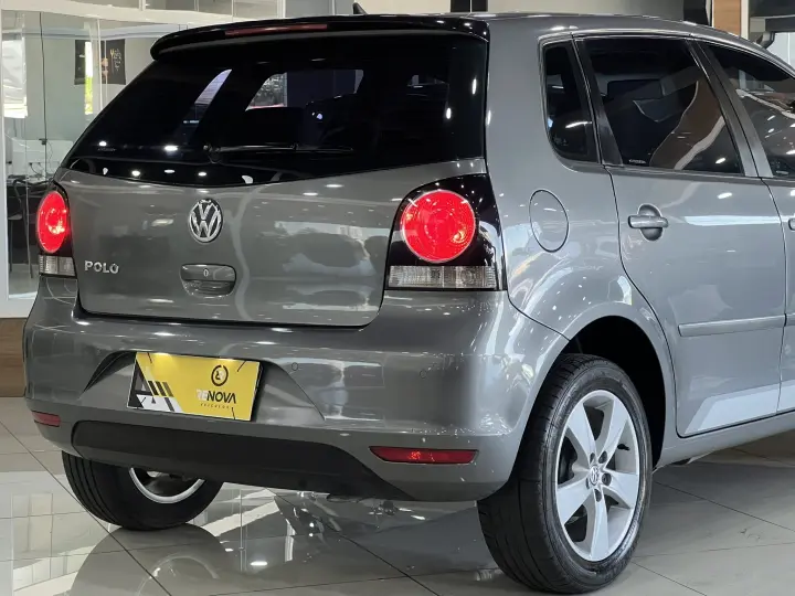 POLO 1.6 MI SPORTLINE 8V FLEX 4P MANUAL