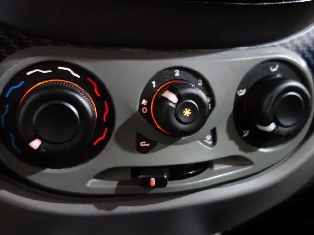 PALIO - 1.6 MPI SPORTING 16V 4P MANUAL