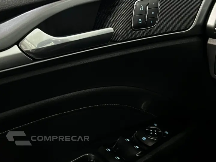 FUSION 2.0 TITANIUM FWD 16V GASOLINA 4P AUTOMÁTICO