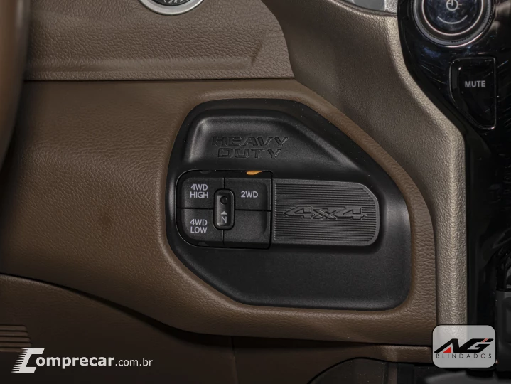 2500 6.7 I6 Turbo Laramie CD 4X4