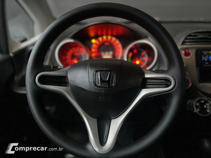 FIT 1.4 LX 16V FLEX 4P AUTOMÁTICO