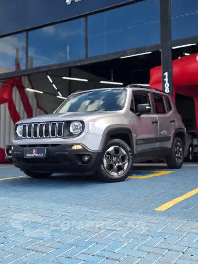 Renegade 1.8 4x2 Flex 16V Aut.