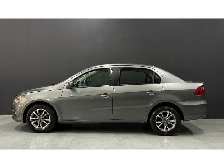 VOYAGE 1.0 MI 8V FLEX 4P MANUAL