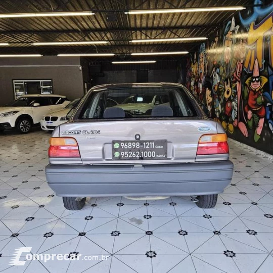ESCORT 1.8I GL