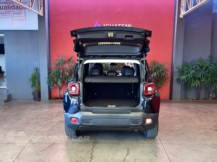 RENEGADE 1.8 16V FLEX LONGITUDE 4P AUTOMÁTICO