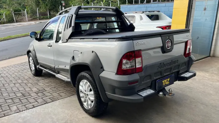 Strada 1.6 16V ADVENTURE CABINE ESTENDIDA