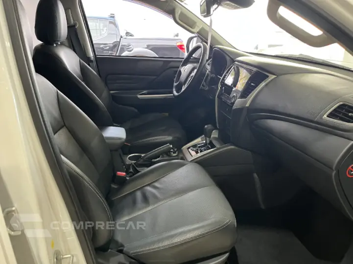 L200 TRITON 2.4 16V Turbo Sport Hpe-s CD 4X4