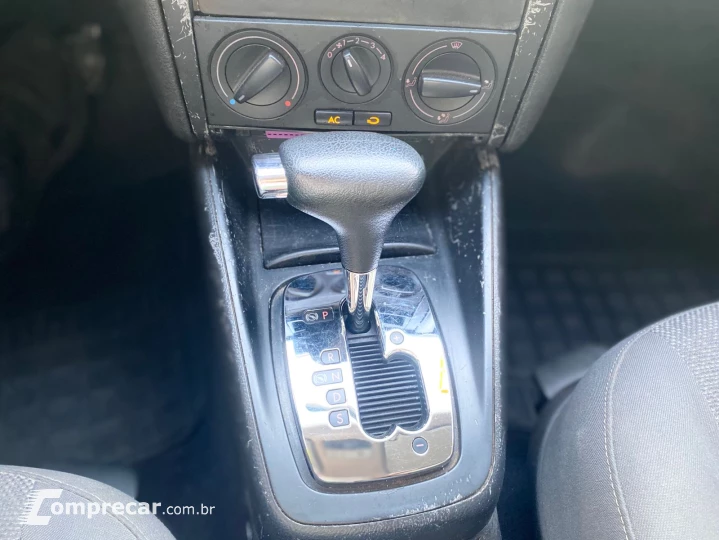 GOLF 2.0 MI Sportline 8V
