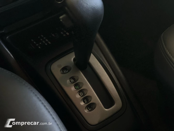 PAJERO TR4 2.0 4X4 16V 140CV FLEX 4P AUTOMÁTICO