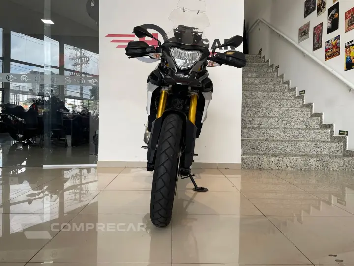 G 310 GS