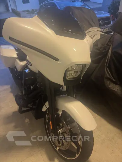 STREET GLIDE ESPECIAL