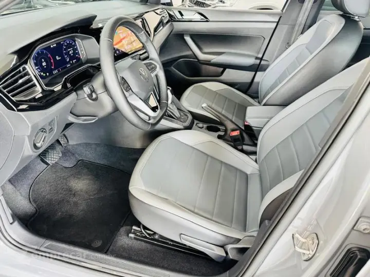 NIVUS HIGHLINE 1.0 200 TSI FLEX AUT.