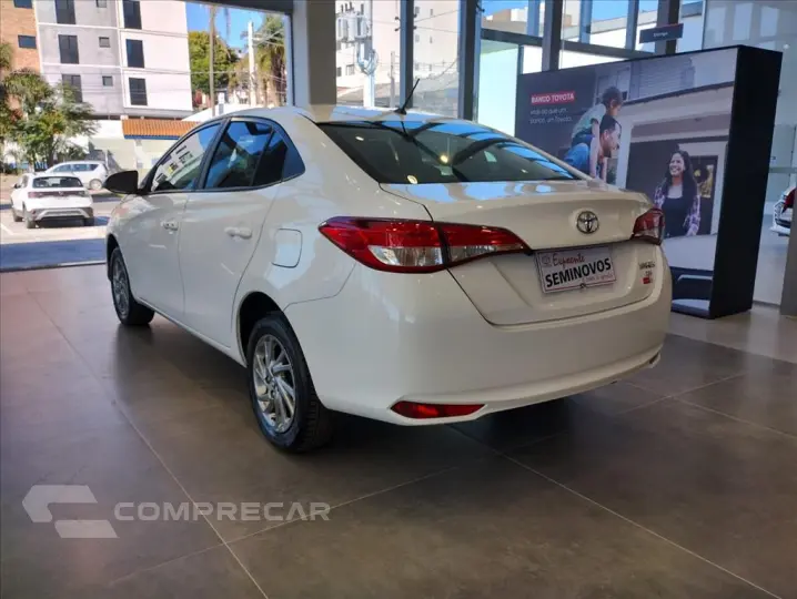 YARIS 1.5 16V FLEX SEDAN XS MULTIDRIVE