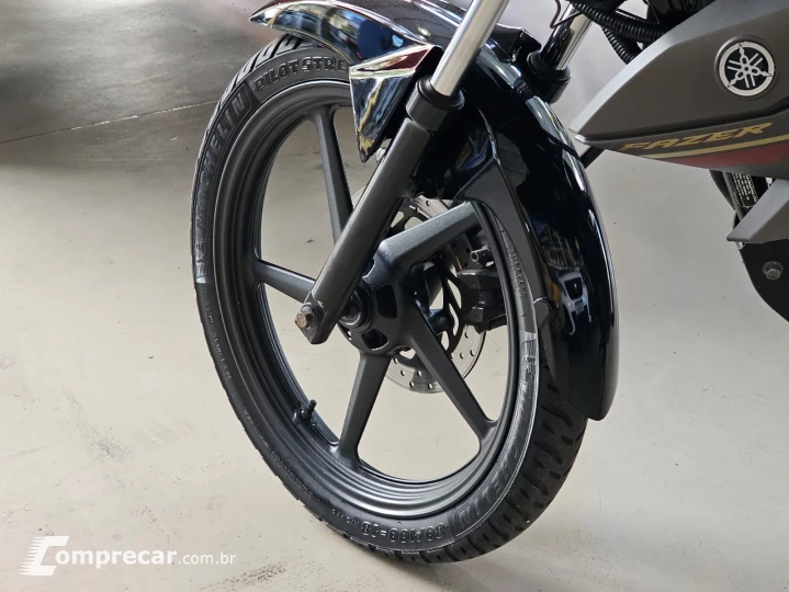 YS 150 Fazer