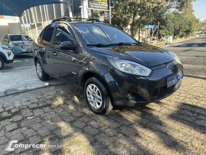 FIESTA 1.6 MPI Sedan 8V