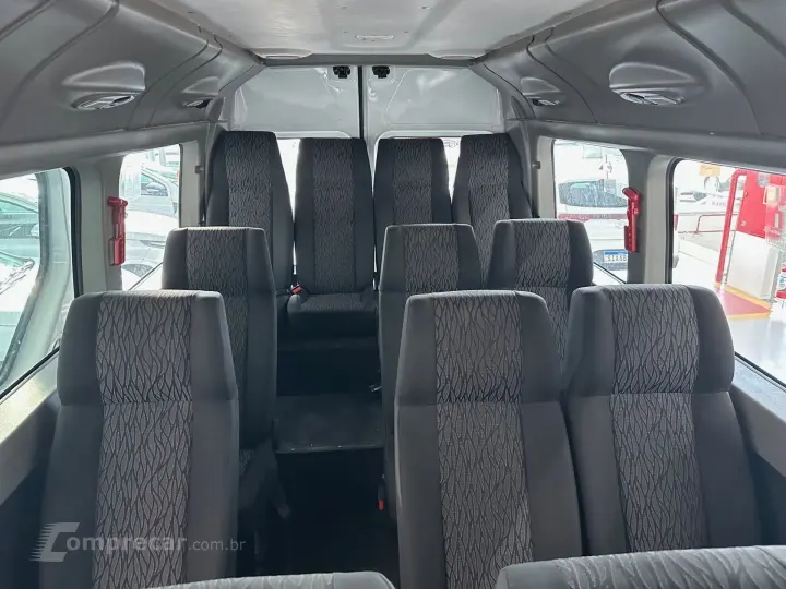 MASTER 2.3 DCI DIESEL MINIBUS EXECUTIVE 16L L3H2 3P MANUAL