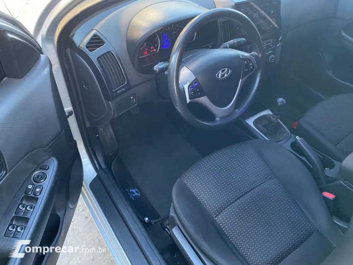 i30 2.0 16V 145cv 5p Mec.