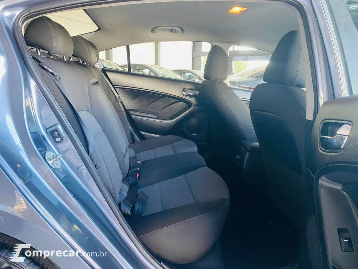 CERATO 1.6 Sedan 16V