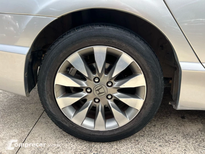 CIVIC 1.8 LXL SE 16V