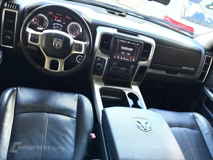 CLASSIC 5.7 V8 GASOLINA LARAMIE CD 4X4 AUTOMÁTICO