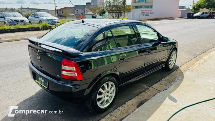 ASTRA 2.0 MPFI Comfort 8V