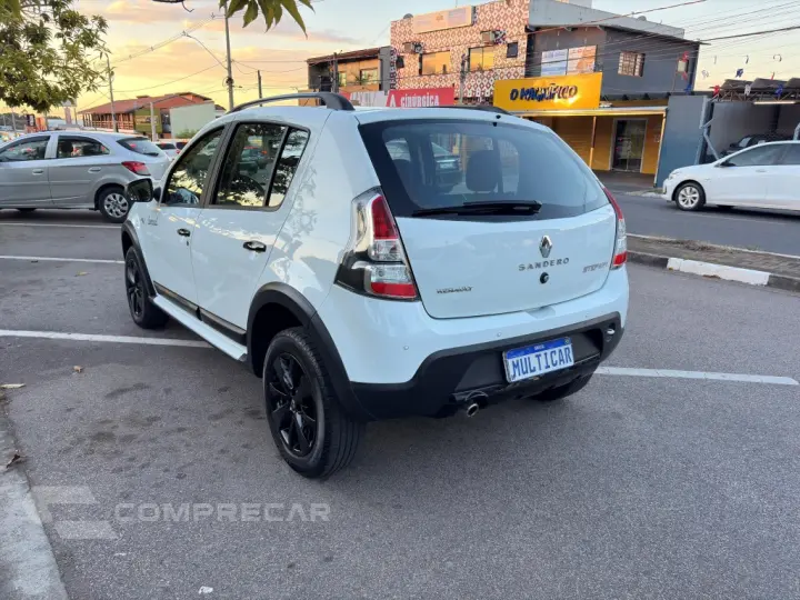 SANDERO 1.6 STEPWAY 16V FLEX 4P AUTOMÁTICO