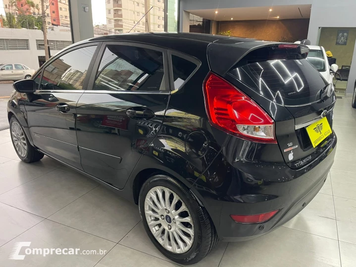 FIESTA 1.6 Ti-vct Titanium