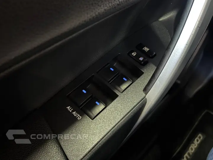 COROLLA 2.0 XEI 16V FLEX 4P AUTOMÁTICO