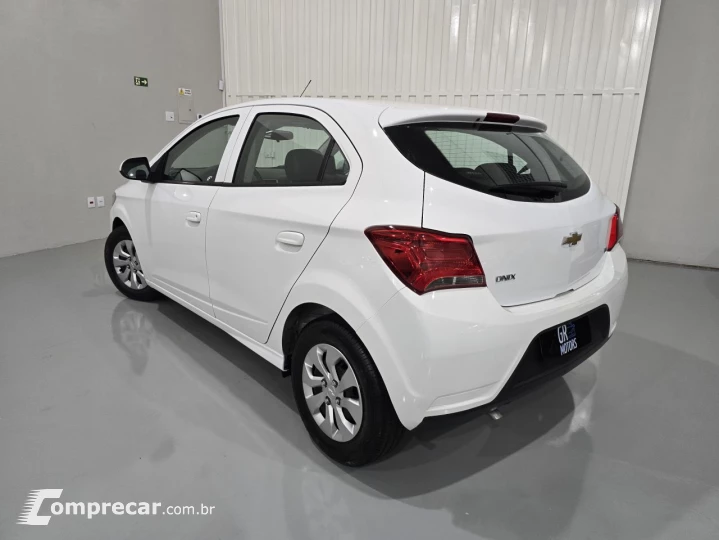 ONIX HATCH LT 1.0 8V FlexPower 5p Mec.