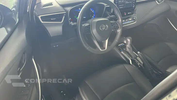 COROLLA 1.8 VVT-I Hybrid Altis