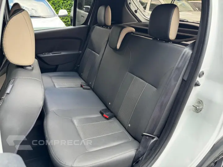 SANDERO 1.6 16V SCE Stepway Iconic