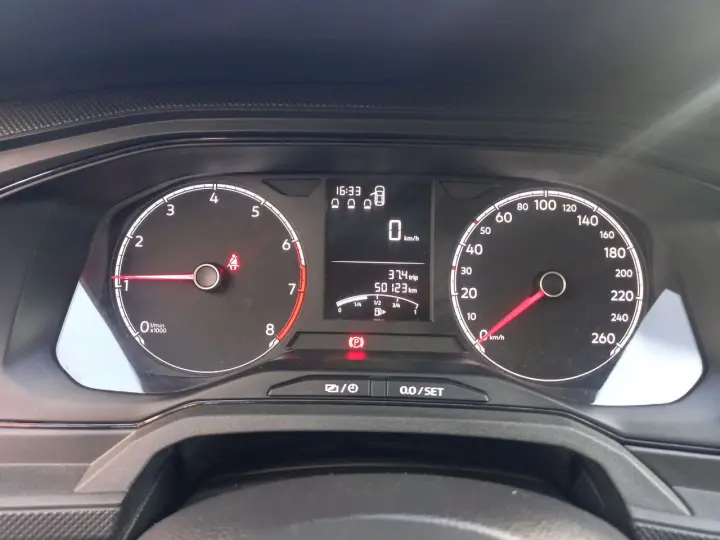 Polo Hatch 1.0 4P MPI TRACK